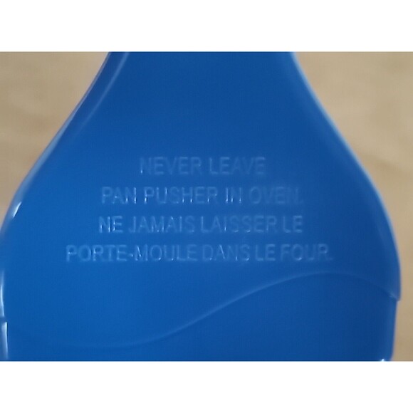 Easy-Bake Oven 2020, READ MISSING PIECES - Picture 10 of 10